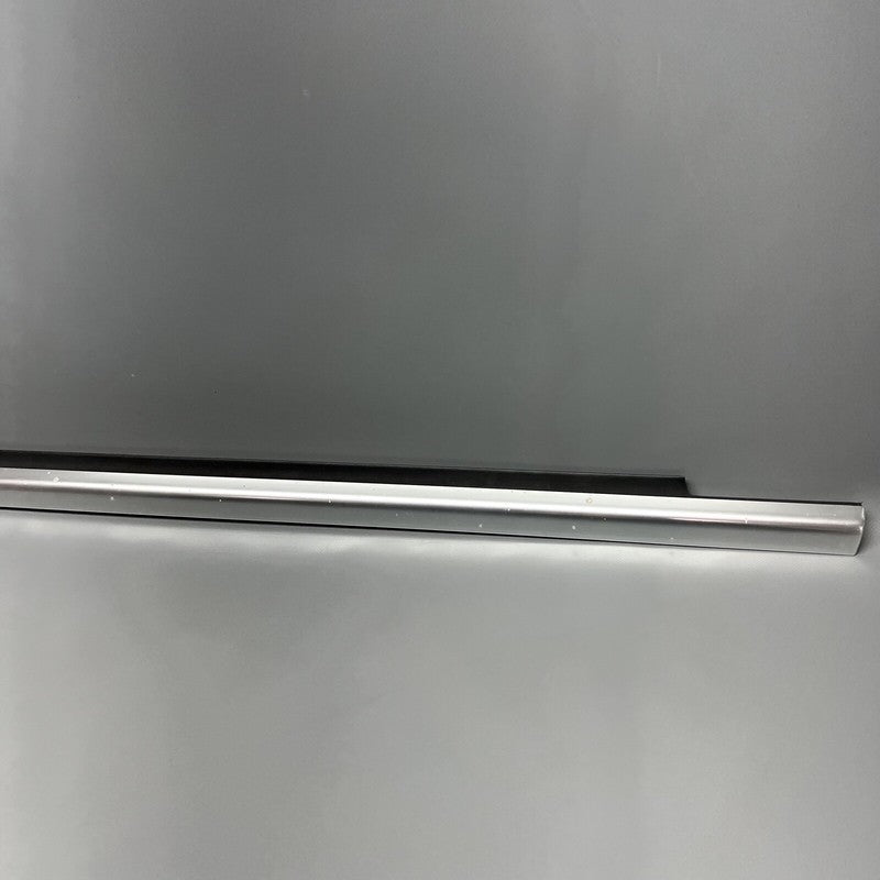 A2927250165 MERCEDES BENZ GLE 450 DOOR WINDOW MOLDING LEFT FRONT 2015 16 17 18 2019 OEM