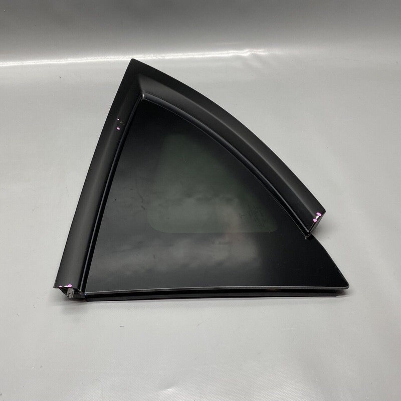 1495740-99-H TESLA MODEL Y QUARTER GLASS LEFT REAR 2020 2021 2022 2023 OEM 1495740-99-H