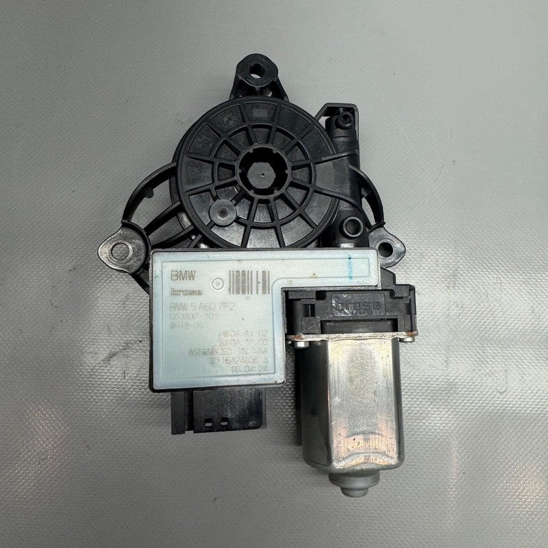 BMW 330 M340 DOOR WINDOW MOTOR RIGHT FRONT 2019 2020 2021 2022 2023 20