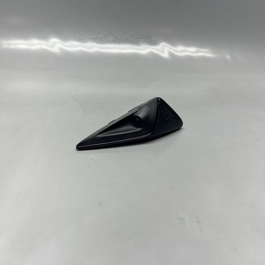 1495866-22-C TESLA MODEL X  FENDER CAMERA REPEATER LEFT 2021 2022 2023 2024 OEM 1495866-22-C
