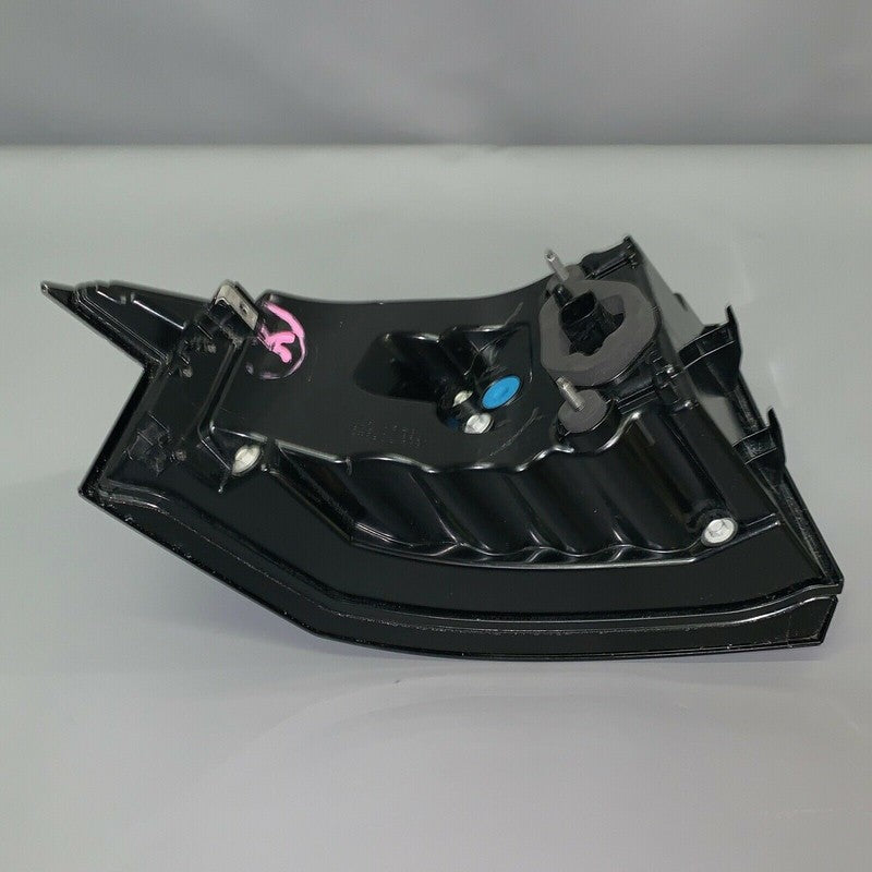 1034333-00-A TESLA MODEL X TAIL LIGHT RIGHT PASSENGER SIDE 2015 2016 2017 2018 2019 OEM