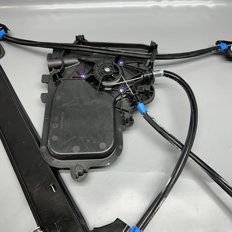 1096621-00-L TESLA MODEL 3 WINDOW REGULATOR RIGHT FRONT 2017 2018 2019 2020 1096621-00-L OEM