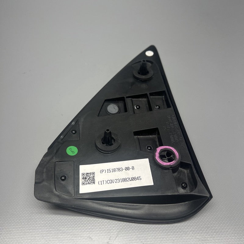 1518783-00-B TESLA MODEL 3,Y REFLECTOR LIGHT RIGHT REAR 2017 18 19 20 21 2022 1518783-00-B