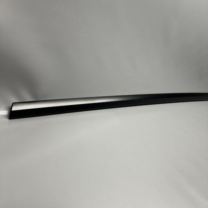 1495710-00-D TESLA MODEL Y DOOR WINDOW MOLDING LEFT FRONT 2020 2021 22 2023 OEM 1495710-00-D