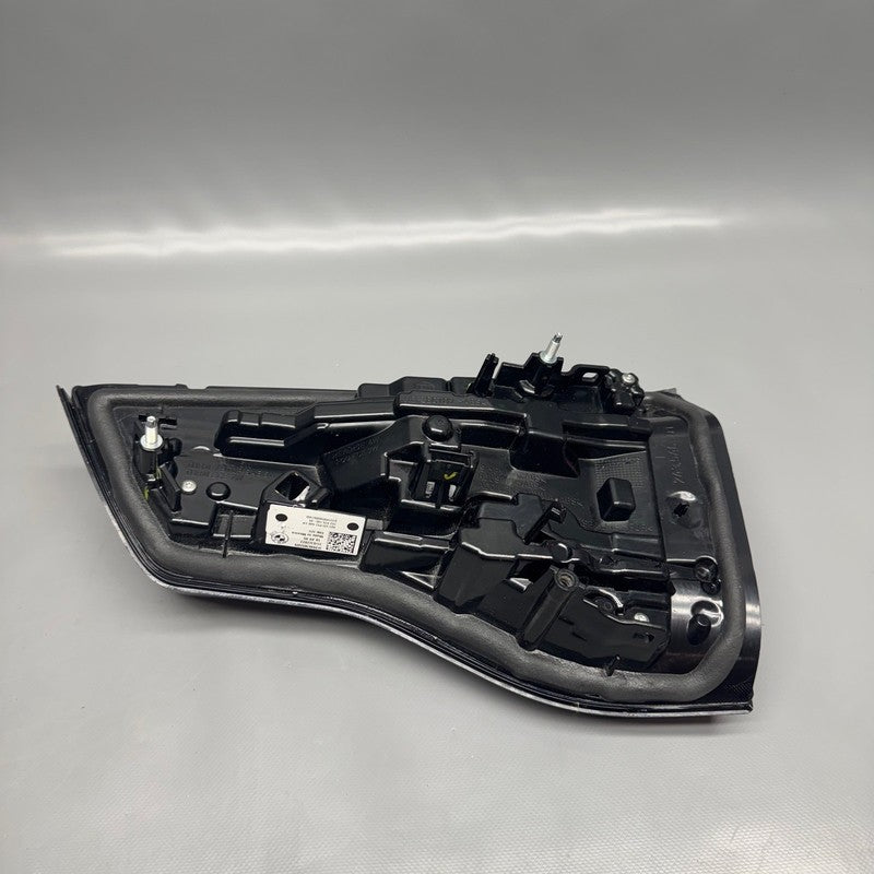 BMW X3 TAIL LIGHT INNER LEFT DRIVER 2022 2023 LED OEM 3946305509