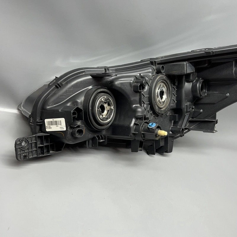 84001FL00A SUBARU EMPREZA HEADLIGHT RIGHT PASSENGER 2017 18 19 2020 HALOGEN OEM 84001FL00A