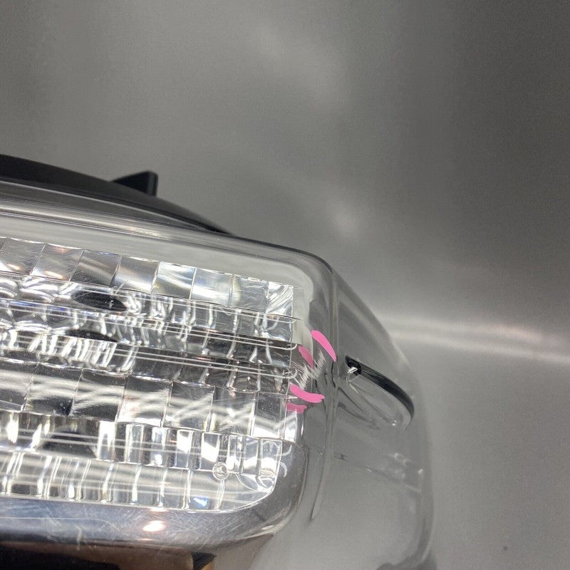 TOYOTA 4 RUNNER TAIL LIGHT RIGHT SIDE 2014 2015 2016 2017 2018 2019 20