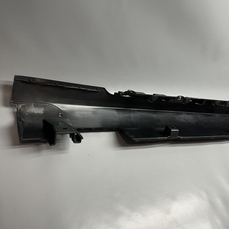 6005874-00-J TESLA MODEL S ROCKER MOLDING LEFT 2016 2017 2018 2019 2020 OEM 6005874-00-J