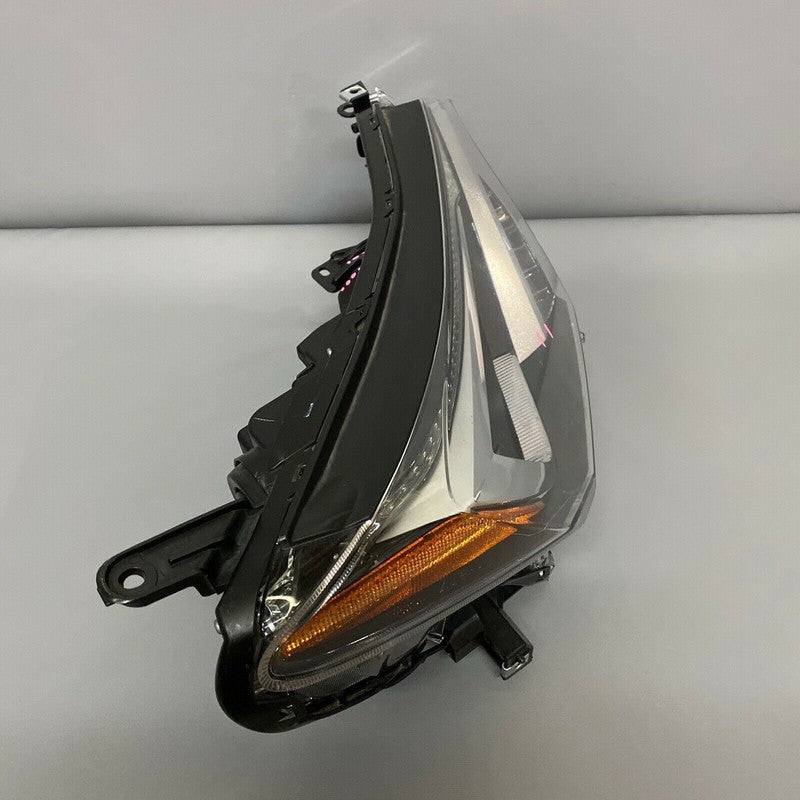 RAV 4 TOYOTA RAV4 HEADLIGHT RIGHT PASSENGER 2016 2017 2018 HALOGEN OEM 