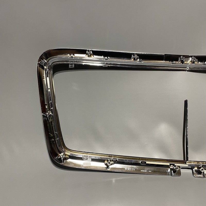 36A853667 BENTLEY BENTAYGA GRILLE CHROME FRAME  36A853667 2017 2018 2019 2020 OEM