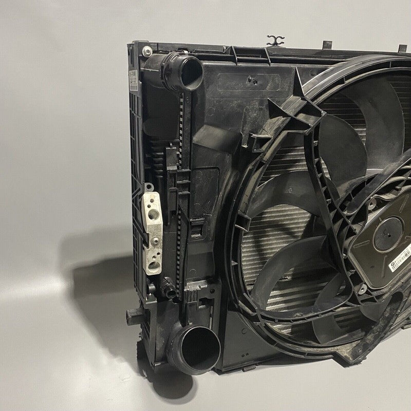335 BMW 335 RADIATOR SEDAN F3 2016 2017 2018 OEM