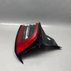 TESLA MODEL Y TAIL LIGHT RIGHT PASSENGER 2020 2021 2022 2023 2024 LED 
