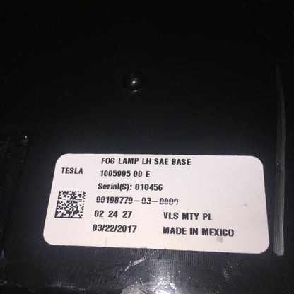 100599500E TESLA MODEL S  FOG LIGHT LEFT DRIVER SIDE 2015 2016 OEM