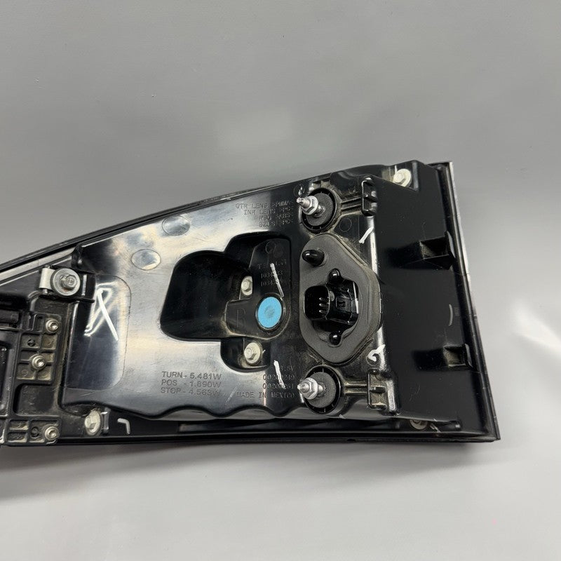 1034333-00-A TESLA MODEL X TAIL LIGHT RIGHT PASSENGER 2016 2017 2018 2019 2020 OEM