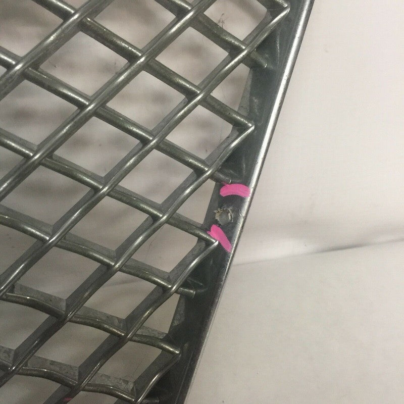 BENTLEY MANSORY FLYING SPUR FRONT LOWER CENTER GRILLE 2009 10 11 2012 DAMAGED 