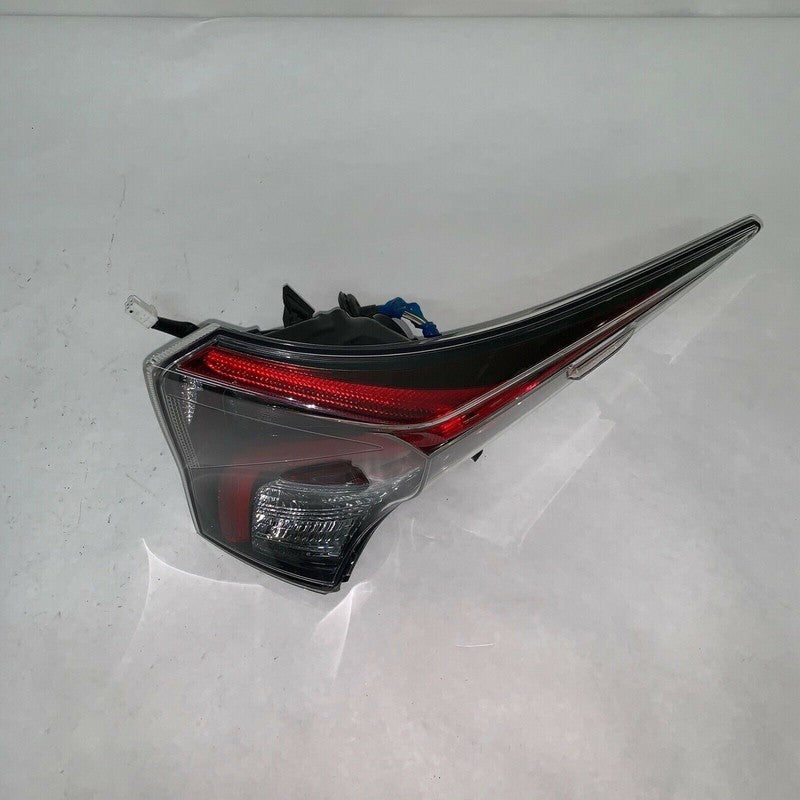 81550-47290-B TOYOTA PRIUS TAIL LIGHT RIGHT PASSENGER SIDE 2016 2017 LED OEM