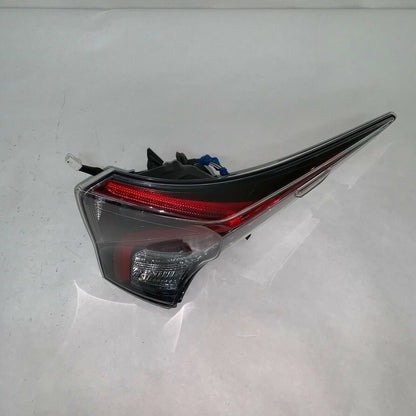 81550-47290-B TOYOTA PRIUS TAIL LIGHT RIGHT PASSENGER SIDE 2016 2017 LED OEM