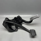 1344691-01-B TESLA MODEL 3 GAS AND BRAKE PEDAL 2024 2025 OEM 1344691-01-B