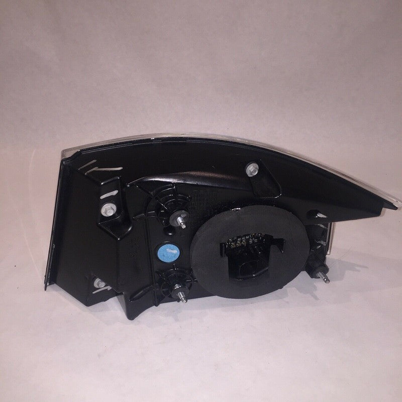 6005918-00-E TESLA MODEL S TAIL LIGHT LEFT DRIVER SIDE 6005918-00-E 2016 2017 2018 OEM