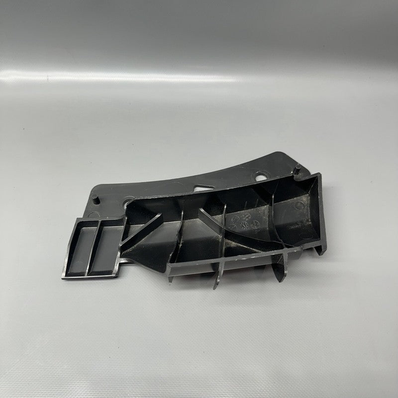1084170-00-B TESLA MODEL 3 BUMPER BRACKET RIGHT CENTER UPPER 2017 2018 2019 2020 OEM 