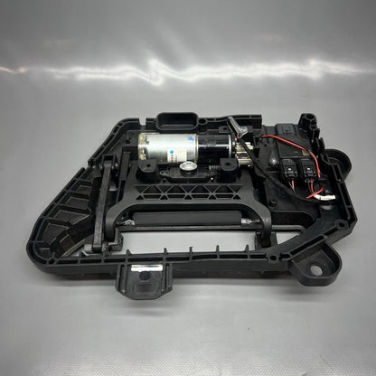 1046122-00-E TESLA MODEL S DOOR HANDLE RIGHT FRONT 2017 2018 2019 2020 GEN 2 OEM 1046122-00-E