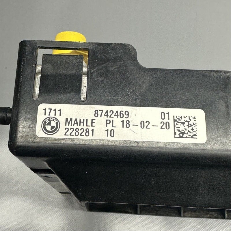 8742469 BMW M5 COOLANT WATER RADIATOR 2017 2018 2019 2020 OEM 8742469