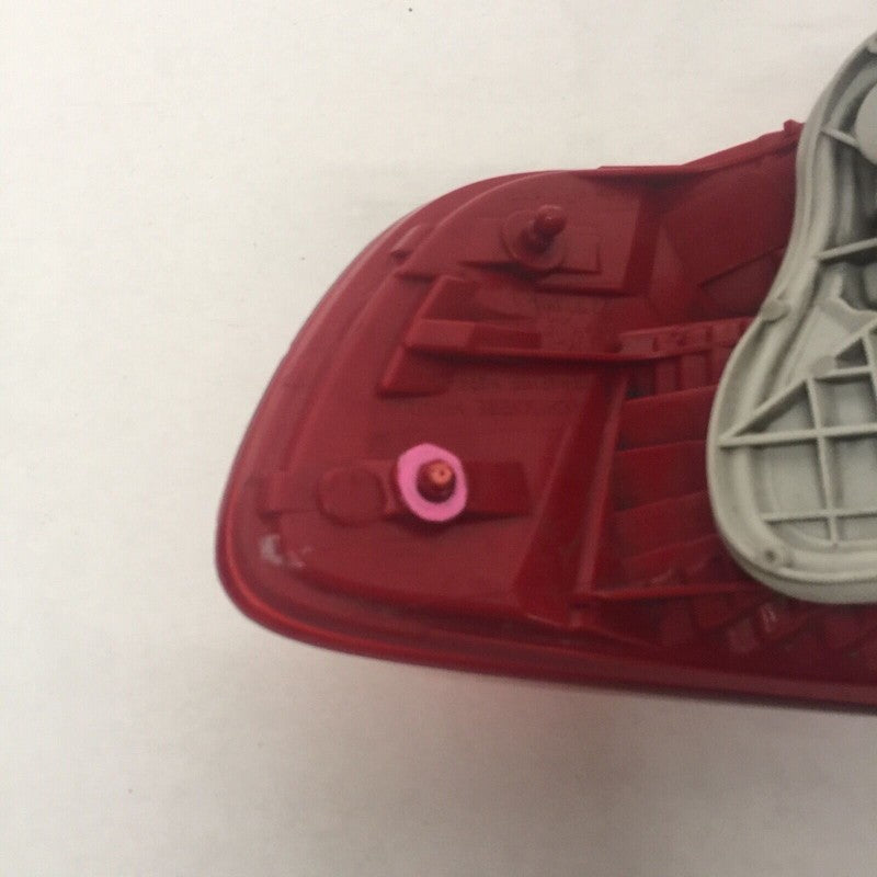 8P4945095D AUDI A3 S-LINE TAIL LIGHT LEFT DRIVER 8P4945095D 2006 2007 2008 OEM