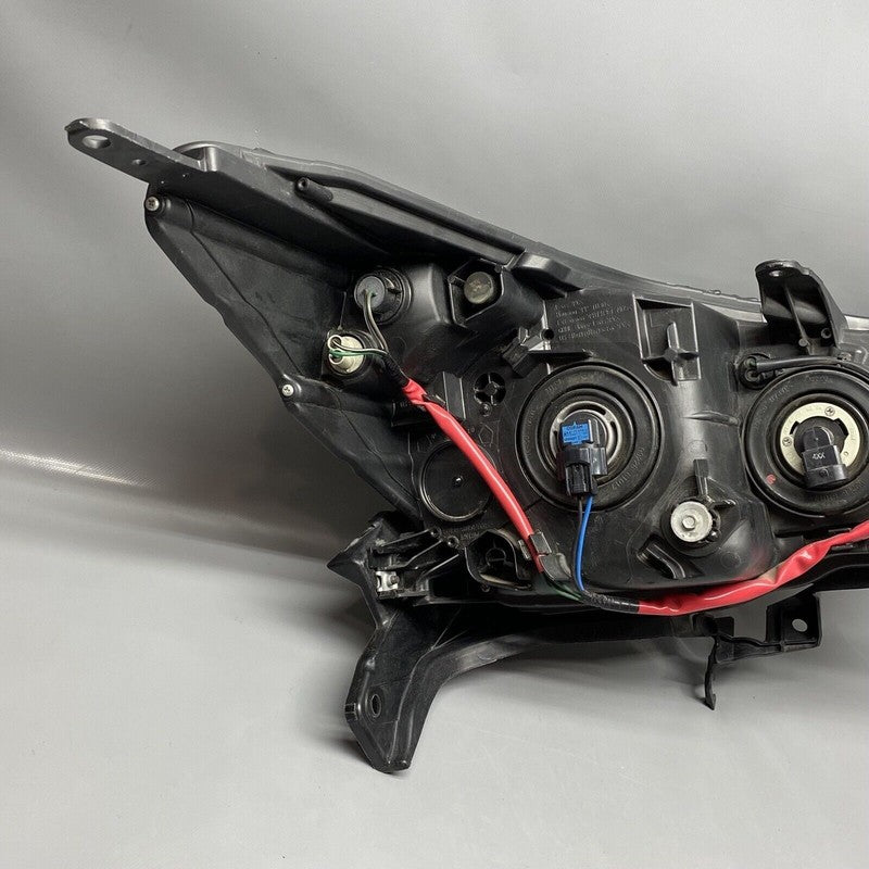 SUBARU FORESTER HEADLIGHT LEFT DRIVER 2014 2015 2016 HALOGEN OEM