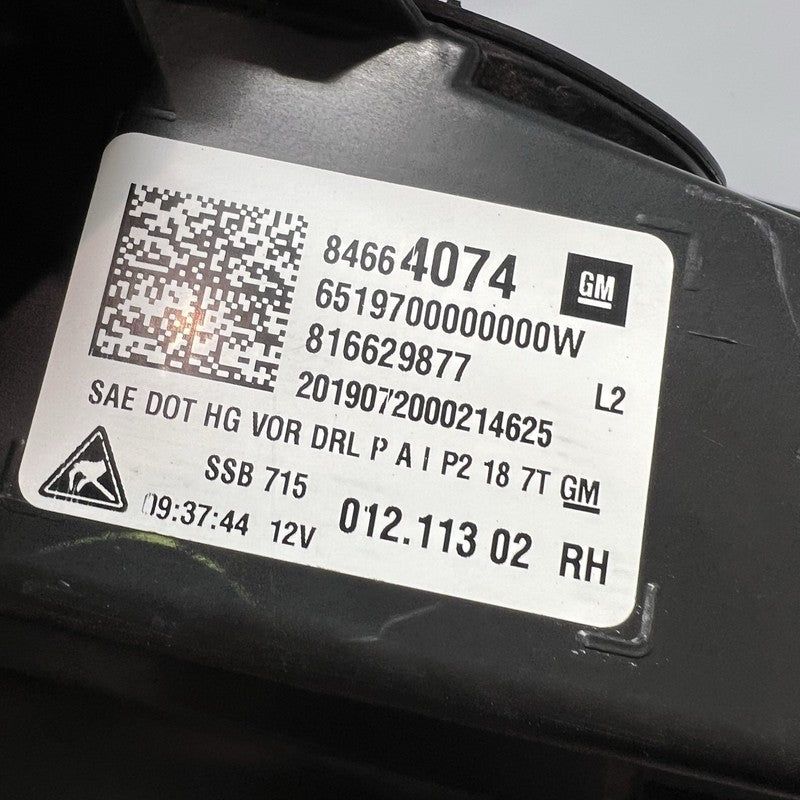 84664074 GMC TERRAIN HEADLIGHT RIGHT PASSENGER XENON 2018 2019 2020 2021 OEM 84664074