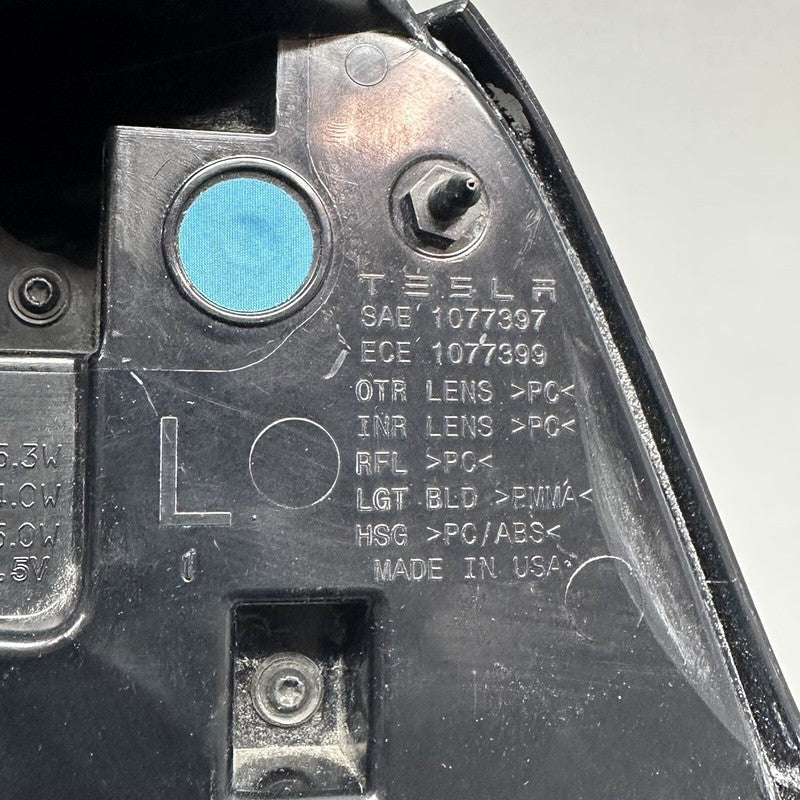 MODEL 3 TESLA MODEL 3 TAIL LIGHT LEFT DRIVER 2017 2018 2019 2020 2021 LED OEM