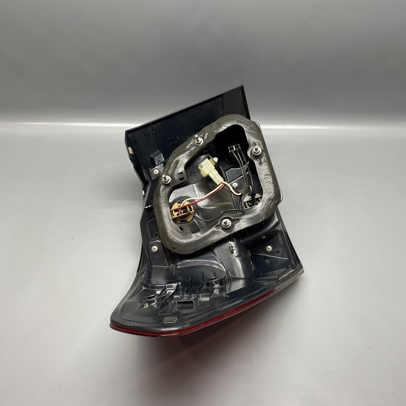 SUBARU LEGACY TAIL LIGHT RIGHT PASSENGER 2010 2011 2012 2013 2014 OEM