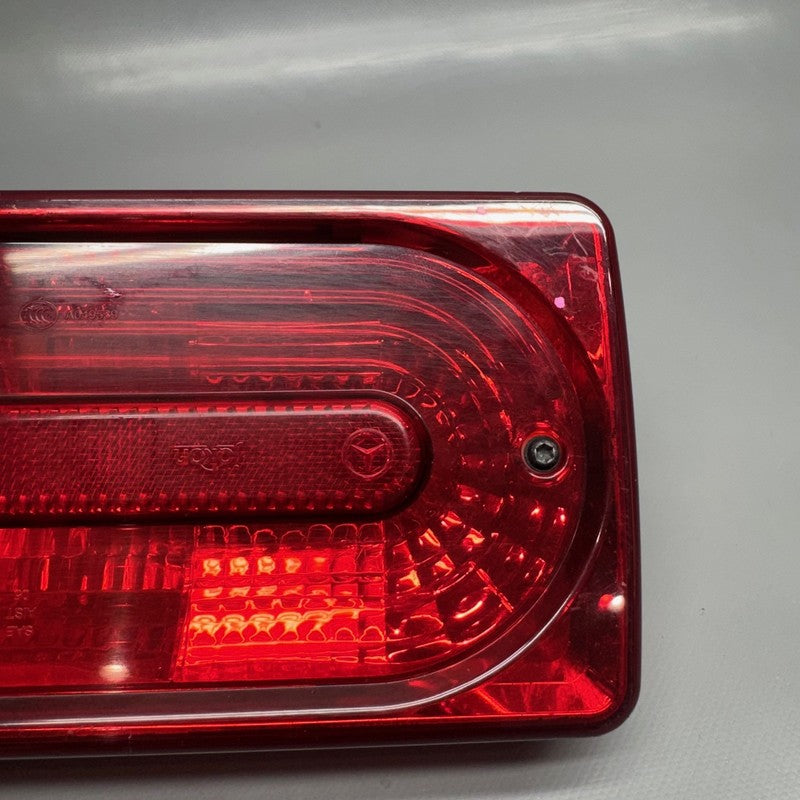 MERCEDES BENZ G550 TAIL LIGHT 2010 2011 2012 2013 2014 2015 2016 OEM