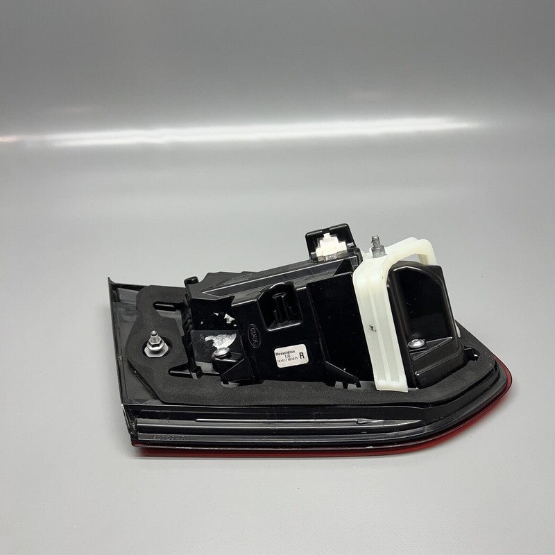 MERCEDES BENZ GLC300 COUPE TAIL LIGHT INNER RIGHT PASSENGER 2016 2017 