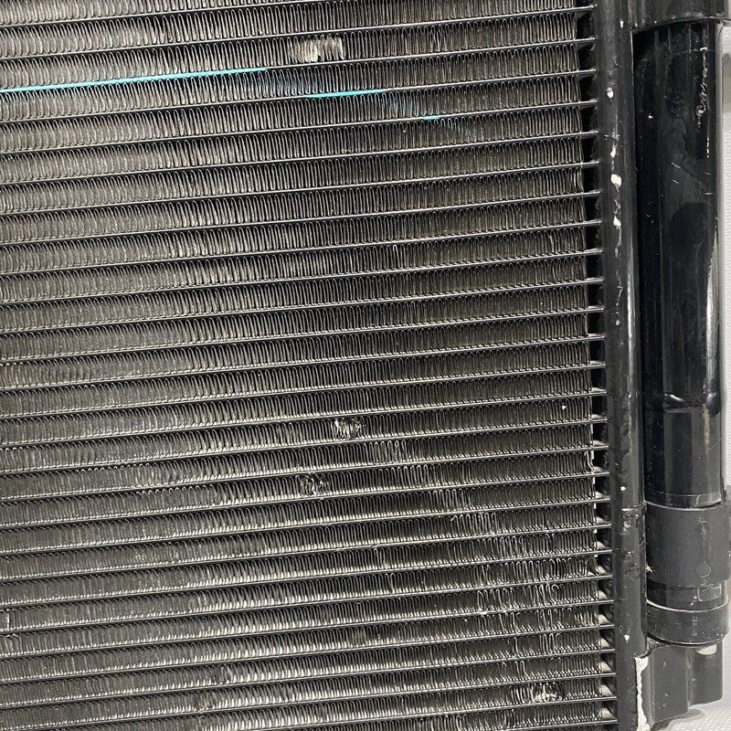 8T0260401G AUDI A4 AC CONDENSER A5 Q5 8T0260401G 2013 2014 2015 2016