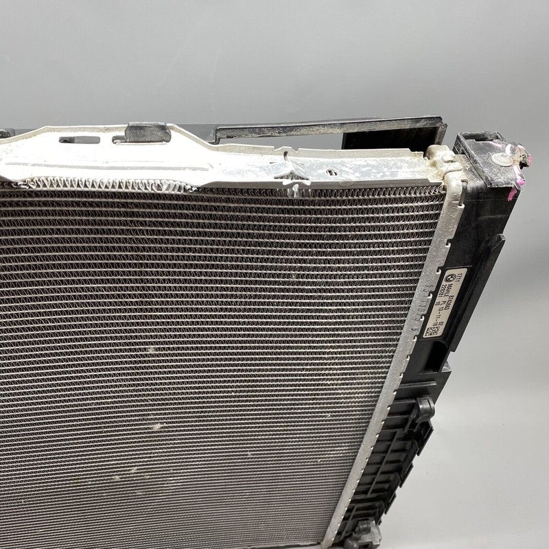 17118743663 BMW 740 RADIATOR FAN ASSEMBLY 17118743663 2016 2017 2018 2019 600 WATT OEM