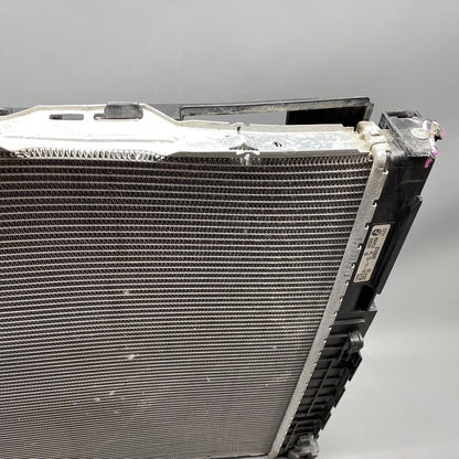 17118743663 BMW 740 RADIATOR FAN ASSEMBLY 17118743663 2016 2017 2018 2019 600 WATT OEM