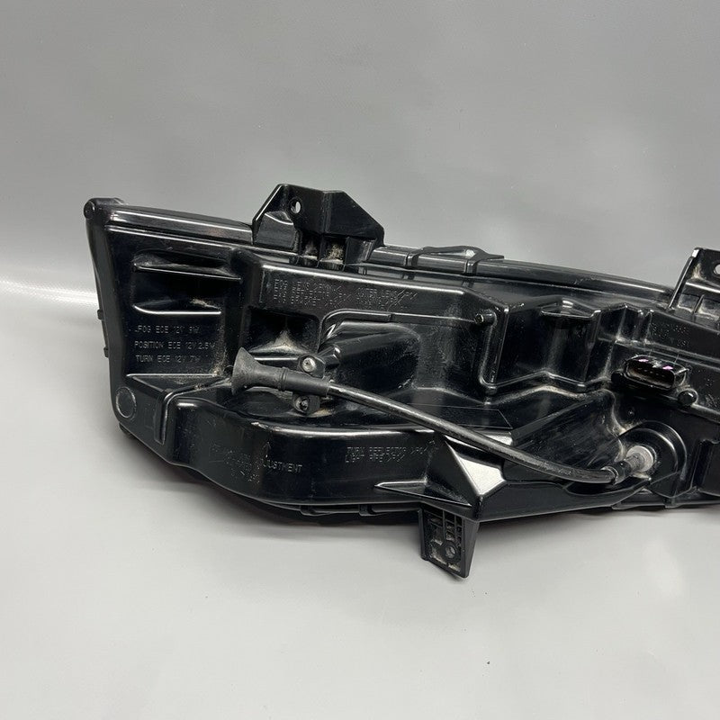 PJR3B13201AF FORD MUSTANG FOG LIGHT LEFT DRIVER 2018 2019 2020 2021 2022 OEM PJR3B13201AF