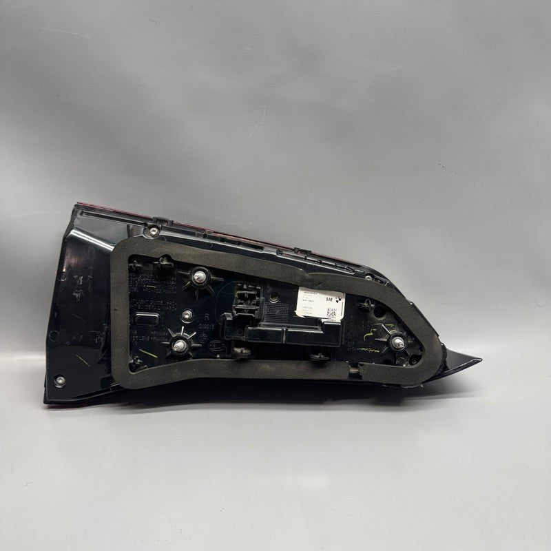 BMW X5 TAIL LIGHT INNER RIGHT PASSENGER LED 2019 2020 2021 2022 2023 O