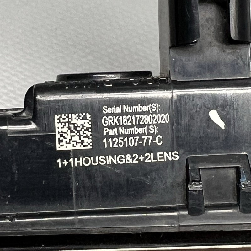 1125107-77-C TESLA MODEL 3 FENDER CAMERA MARKER RIGHT 2017 2018 2019 2020 2021 1125107-77-C