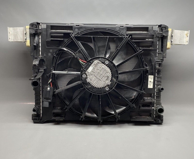 17427953400 BMW 740 COMPLETE RADIATOR 17427953400 2016 2017 2018 2019 600 WATT OEM