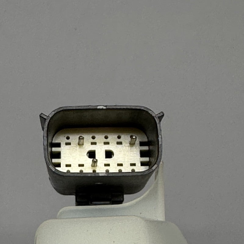 1084917-00-D TESLA MODEL X DOOR LATCH RIGHT FRONT 2016 2017 2018 2019 2020 OEM 1084917-00-D