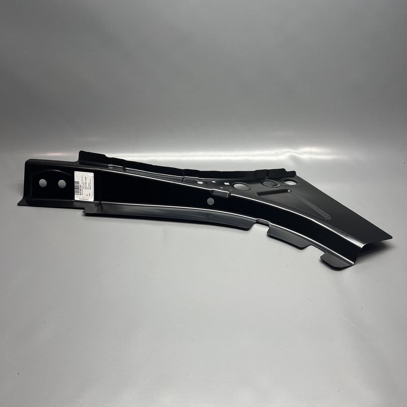 4KE809263 AUDI E-TRON BODY C-PILLAR FRONT LOWER 2022 2023 OEM 4KE809263