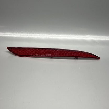 1077407 TESLA MODEL 3 REAR BUMPER REFLECTOR RIGHT 2017 2018 2019 2020 2021 OEM 1077407