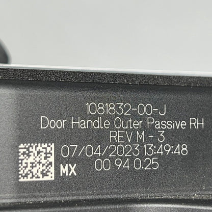 1081832-00-J TESLA MODEL 3 DOOR HANDLE OUTER 2017 2018 2019 2020 OEM 1081832-00-J