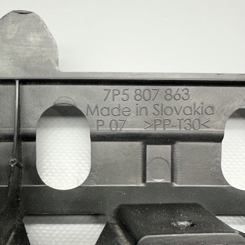 7P5807863 PORSCHE CAYENNE REAR BUMPER CENTER BRACKET 2011 12 13 14 15 16 17 2018 7P5807863