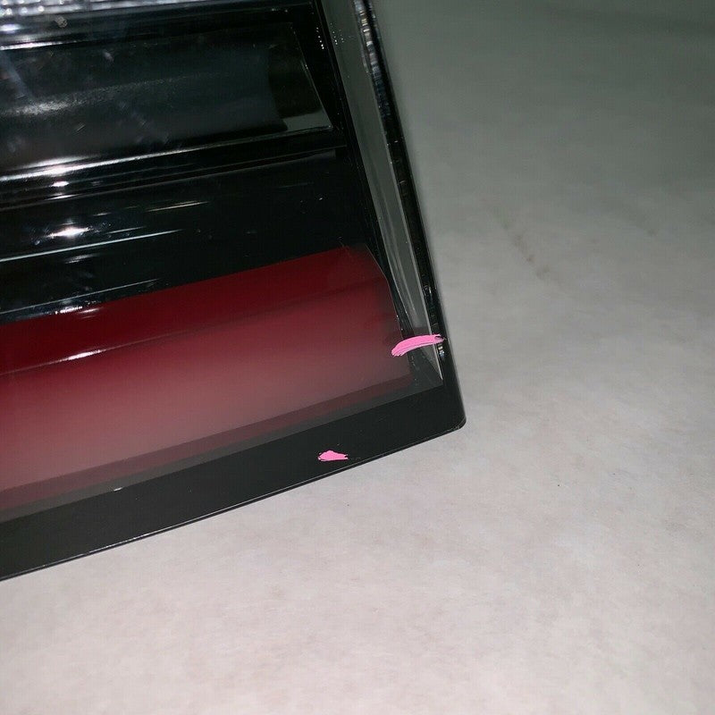 1077397-90-E TESLA MODEL 3 TAIL LIGHT LEFT DRIVER 1077397-90-E 2017 2018 2019 OEM