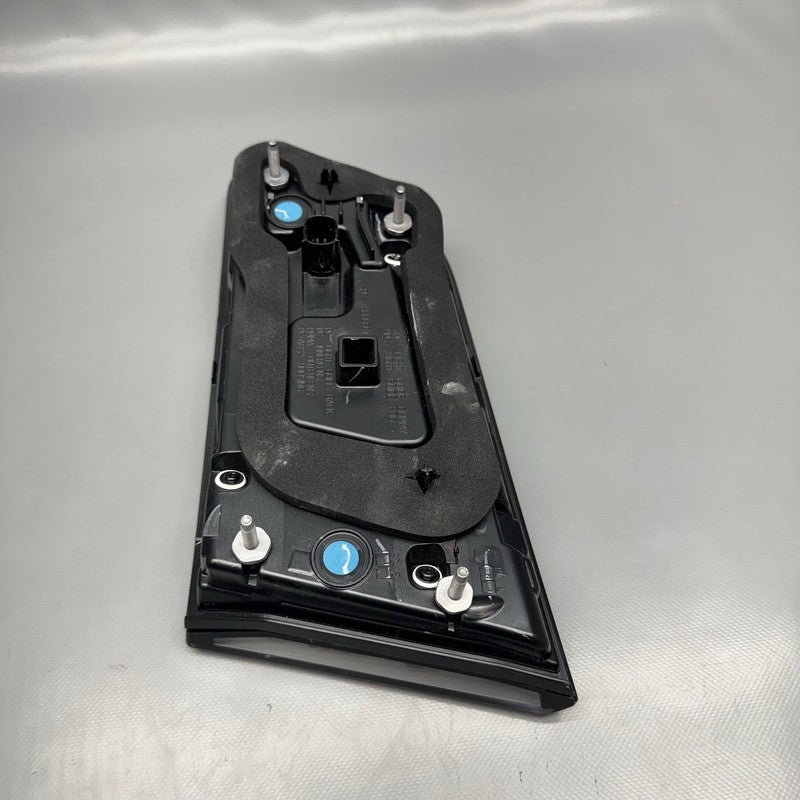 1613764-00-C TESLA MODEL S PLAID TAIL LIGHT INNER LEFT DRIVER 2021 2022 2023 OEM 1613764-00-C