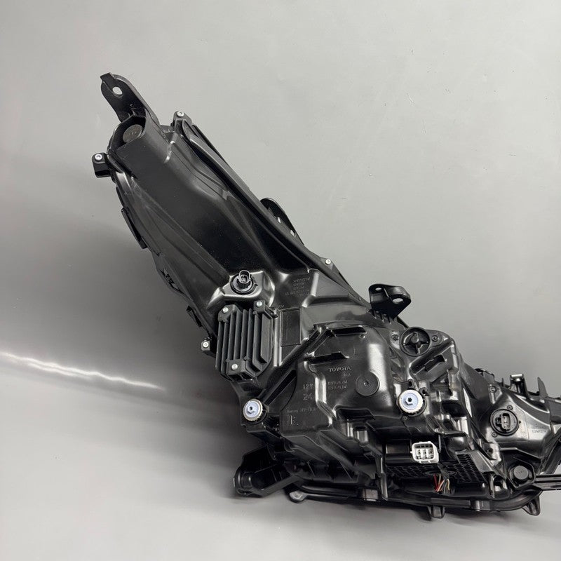 10100-8A06J TOYOTA HIGHLANDER HEADLIGHT LEFT DRIVER 2020 2021 2022 2023 OEM 10100-8A06J