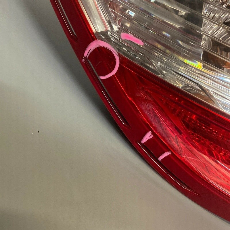 2048200164 MERCEDES BENZ C300 C350 TAIL LIGHT LEFT DRIVER SIDE 2008 2009 2010 SEDAN OEM