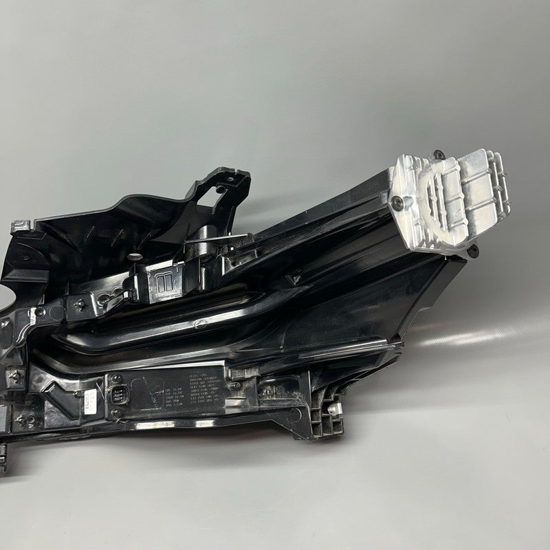 CHEVY TRAVERSE HEADLIGHT RIGHT PASSENGER 2022 2023 2024 OEM 85584766